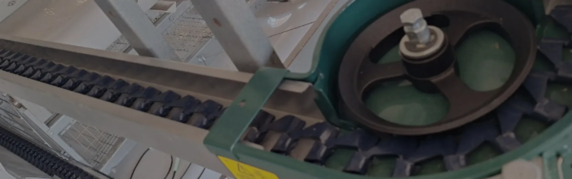 Chain-Type Automatic Feeding System